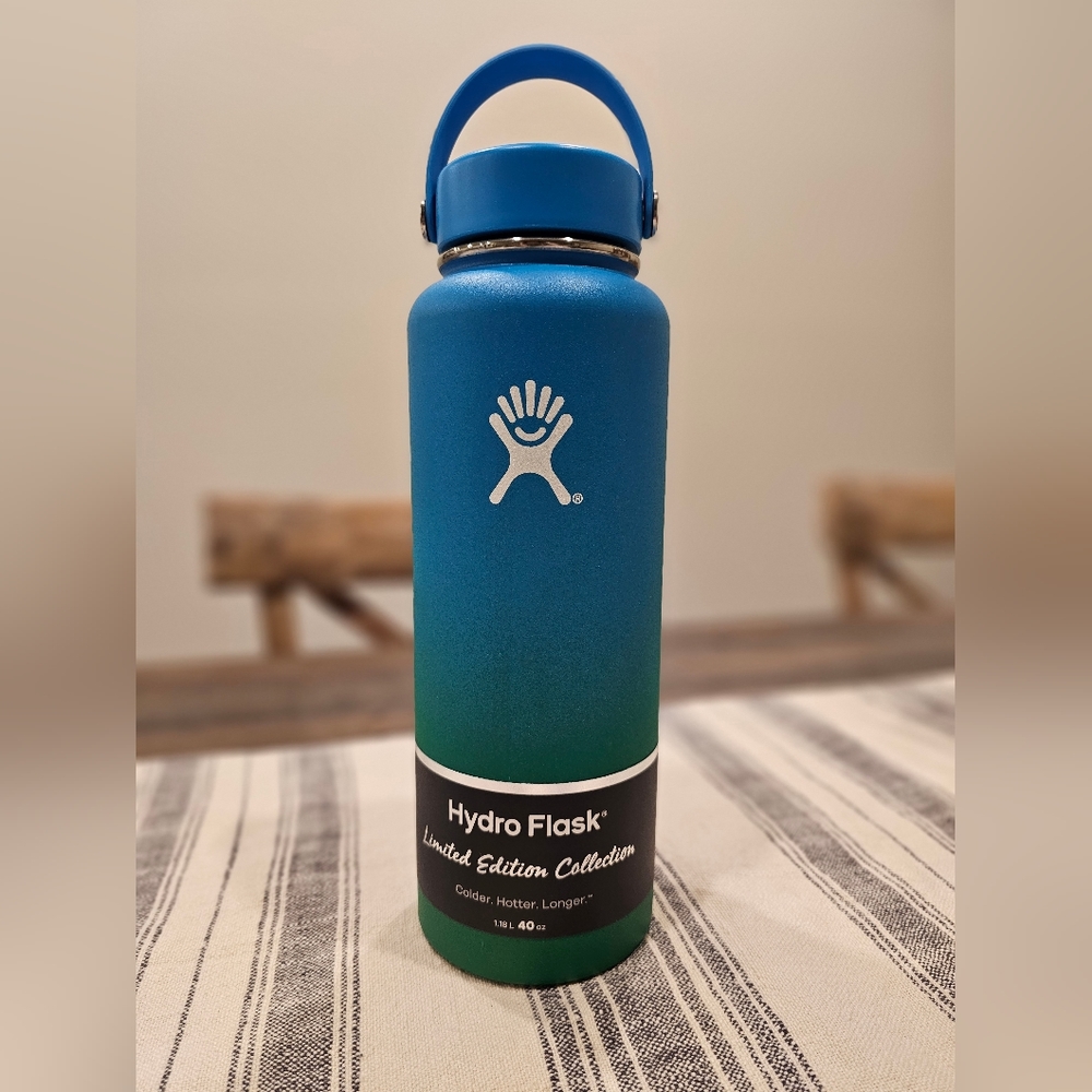 Hydro Flask PNW Limited Edition Collection Pacific/Forest (Timberline) 40 oz Wid